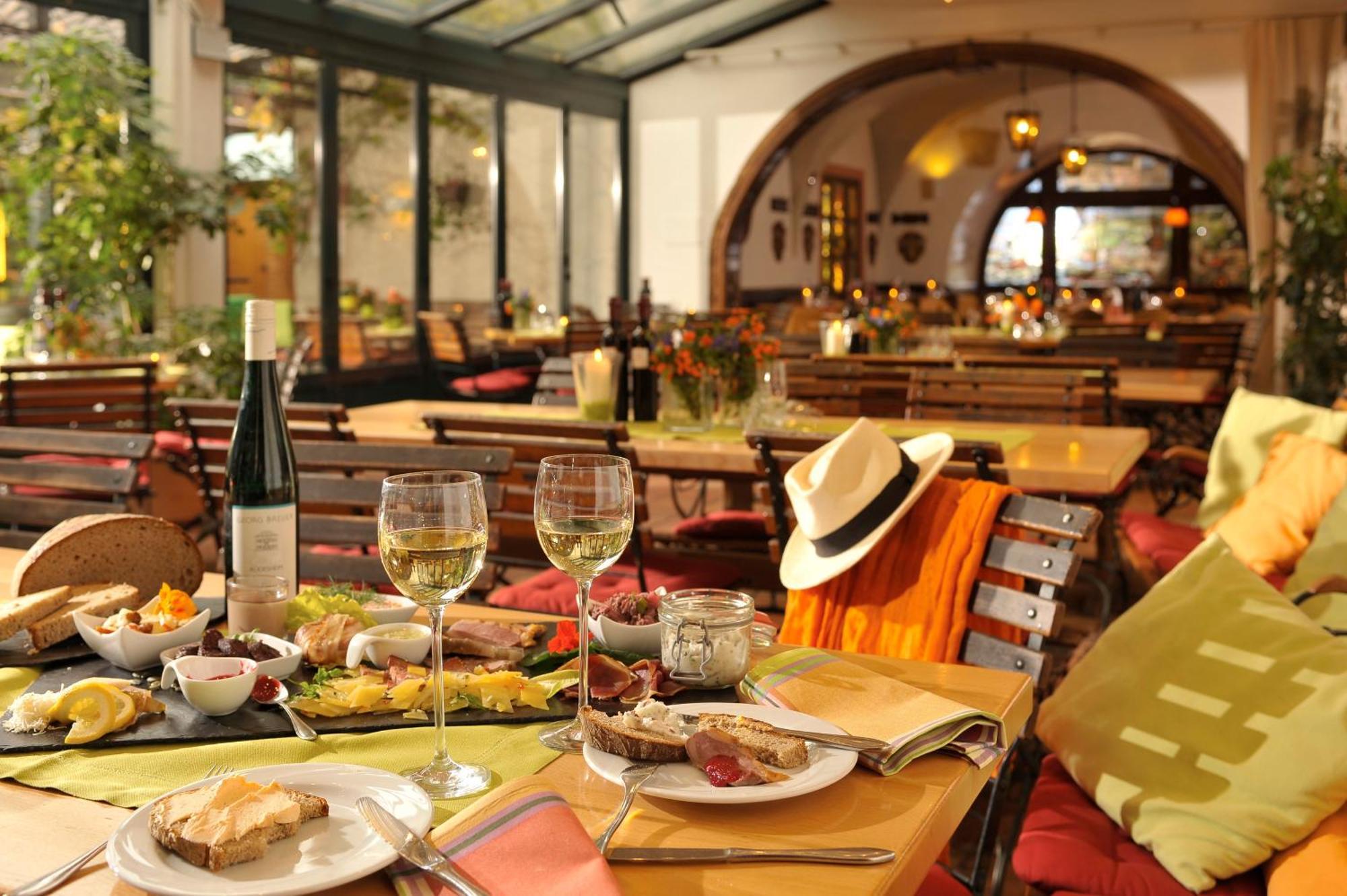 Breuer'S Ruedesheimer Schloss Rüdesheim am Rhein Εξωτερικό φωτογραφία